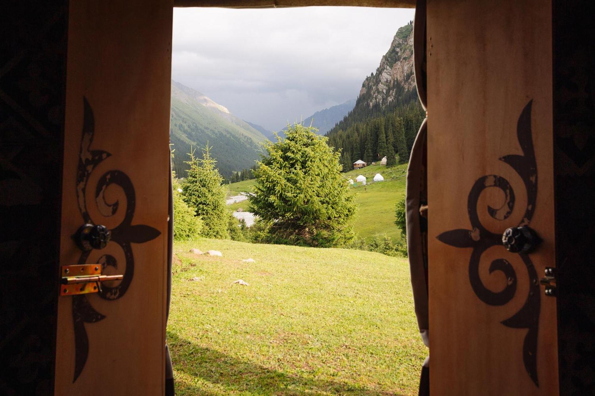 Eco Yurt Camp Arashan&Guest House Gulnara in Altyn Arashan valley, Ala-Kul lake Teploklyuchenka Dış mekan fotoğraf