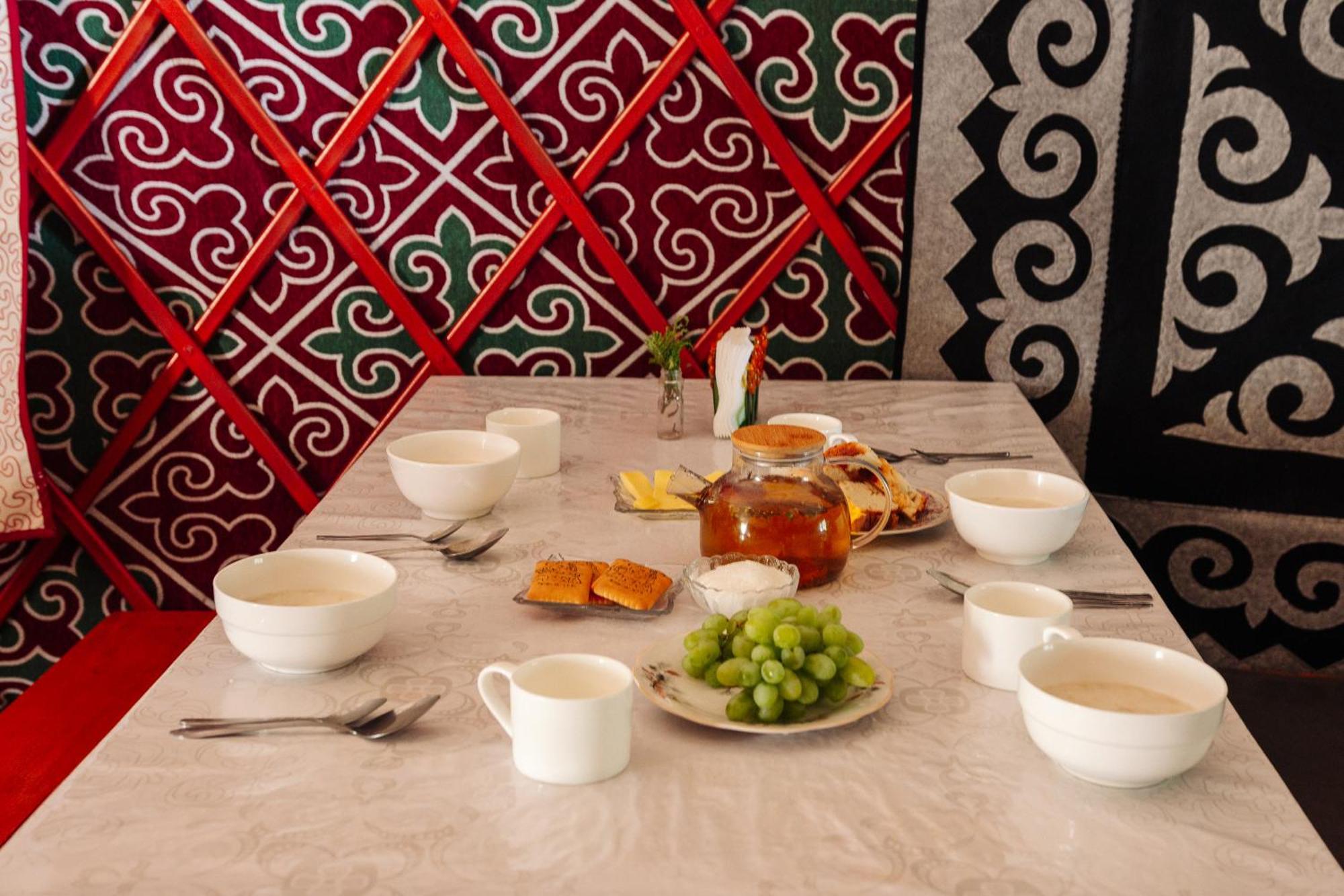 Eco Yurt Camp Arashan&Guest House Gulnara in Altyn Arashan valley, Ala-Kul lake Teploklyuchenka Dış mekan fotoğraf