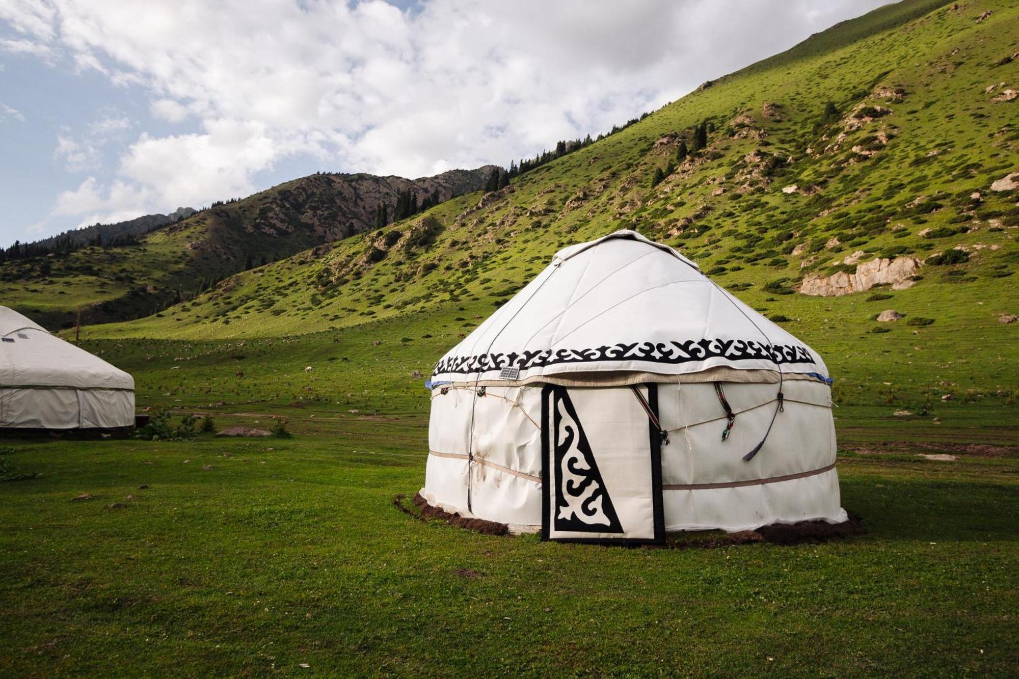 Eco Yurt Camp Arashan&Guest House Gulnara in Altyn Arashan valley, Ala-Kul lake Teploklyuchenka Dış mekan fotoğraf