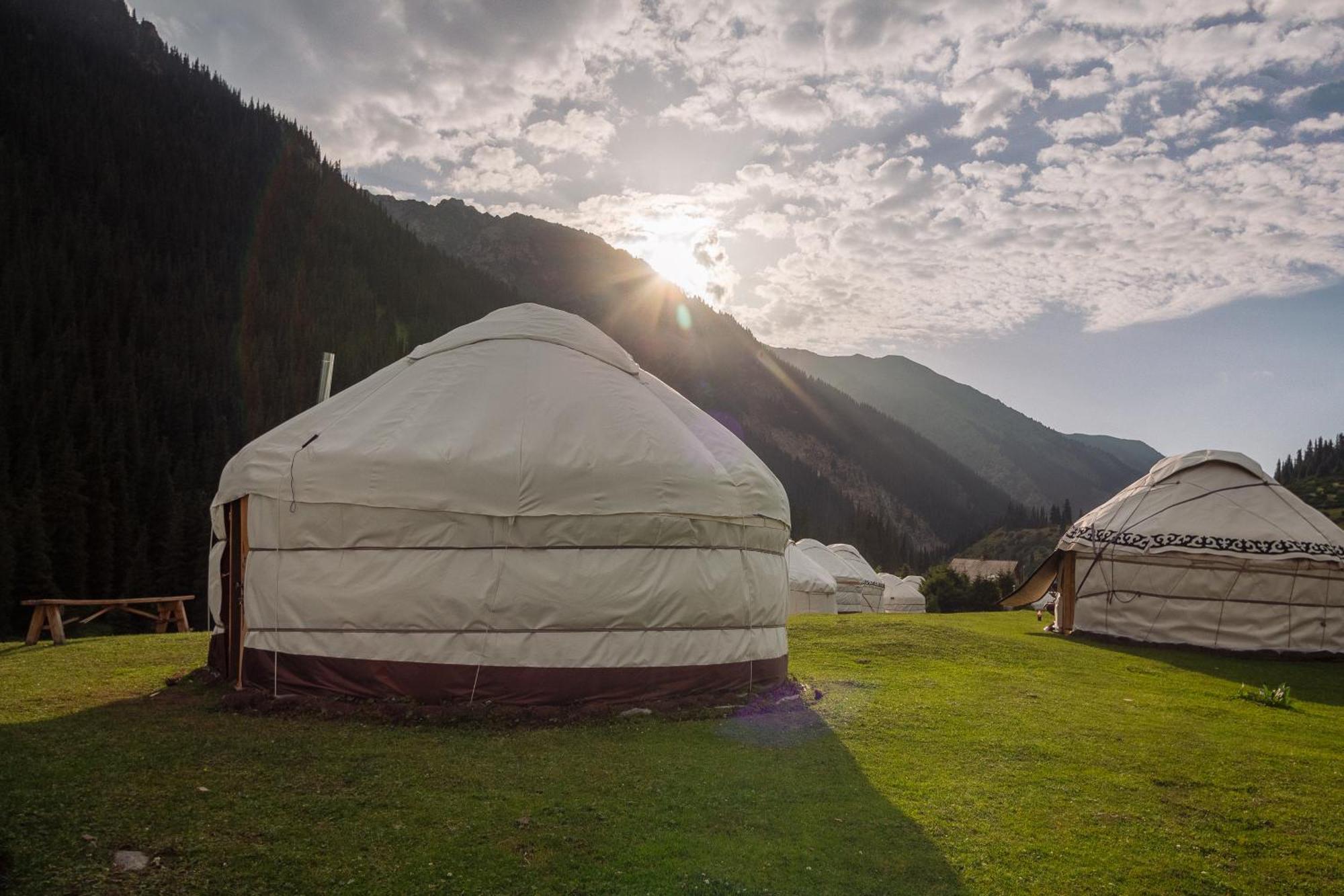 Eco Yurt Camp Arashan&Guest House Gulnara in Altyn Arashan valley, Ala-Kul lake Teploklyuchenka Dış mekan fotoğraf