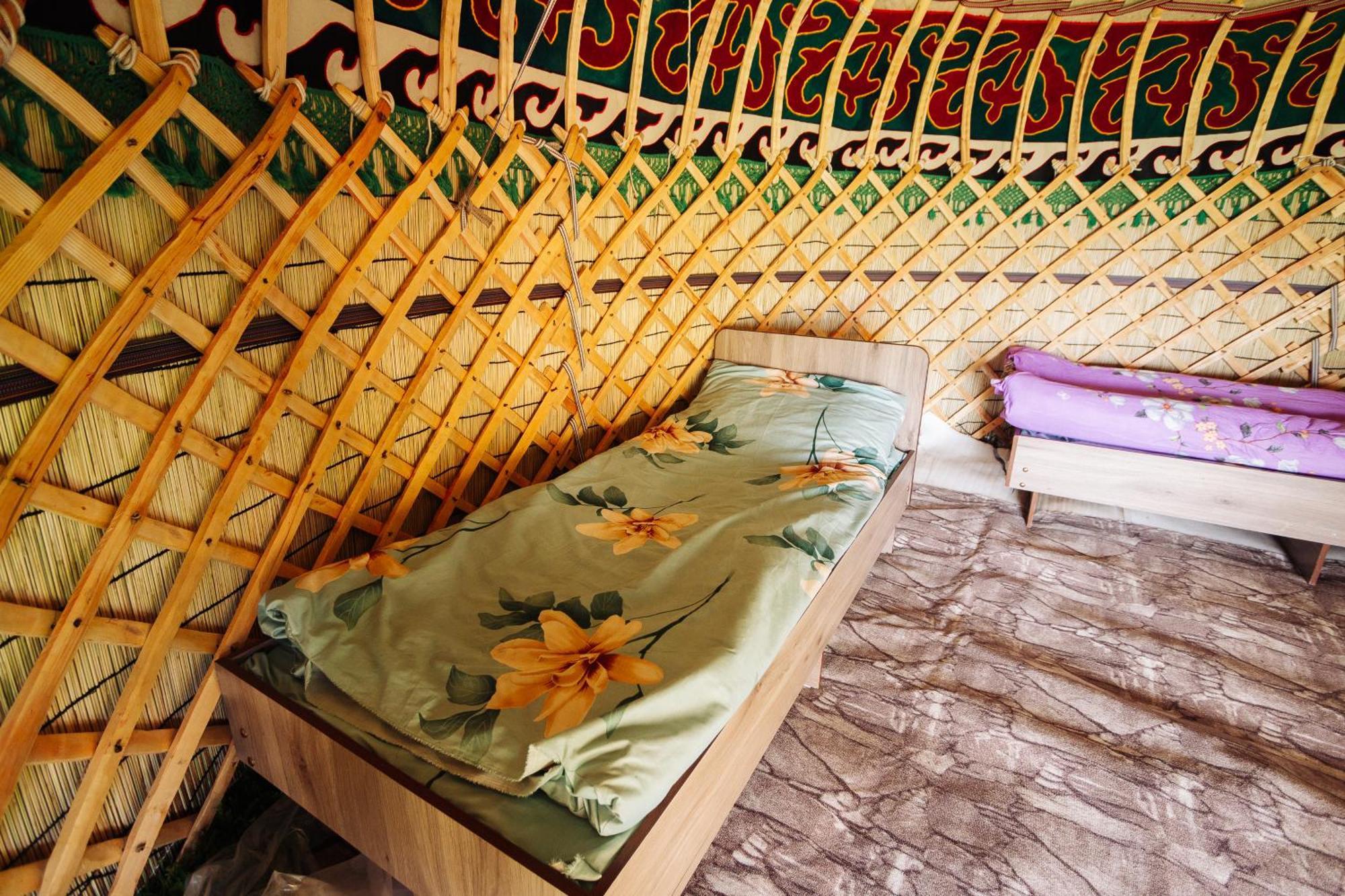 Eco Yurt Camp Arashan&Guest House Gulnara in Altyn Arashan valley, Ala-Kul lake Teploklyuchenka Dış mekan fotoğraf